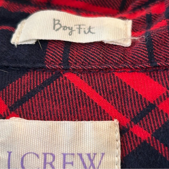 J. Crew Women's Boy Fit Red and Navy Blue Plaid Button Down Cotton Shirt M - Picture 6 of 9